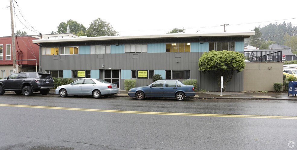 More Photos Of 0110 SW Bancroft St, Portland Office For Lease
