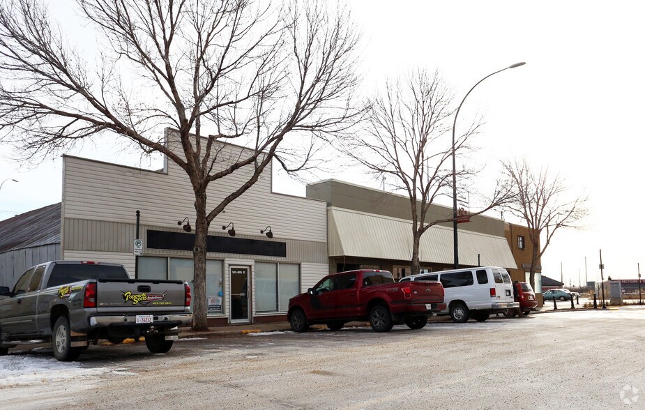 More Photos Of 5004 Highway 2A, Lacombe Storefront Retail Residential For Sale