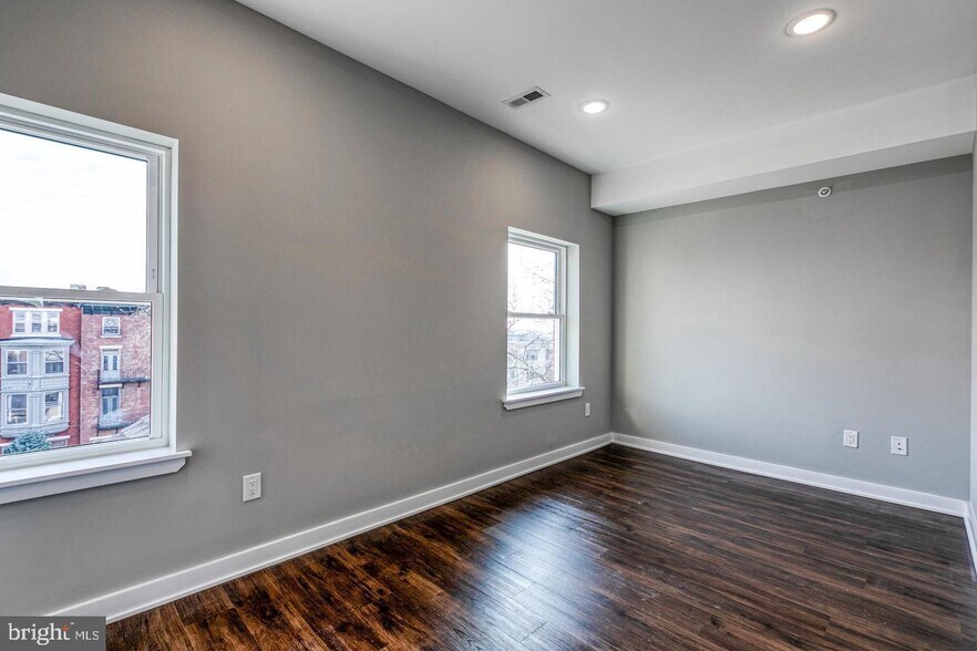 More Photos Of 1316 S Broad St, Philadelphia Apartments For Sale
