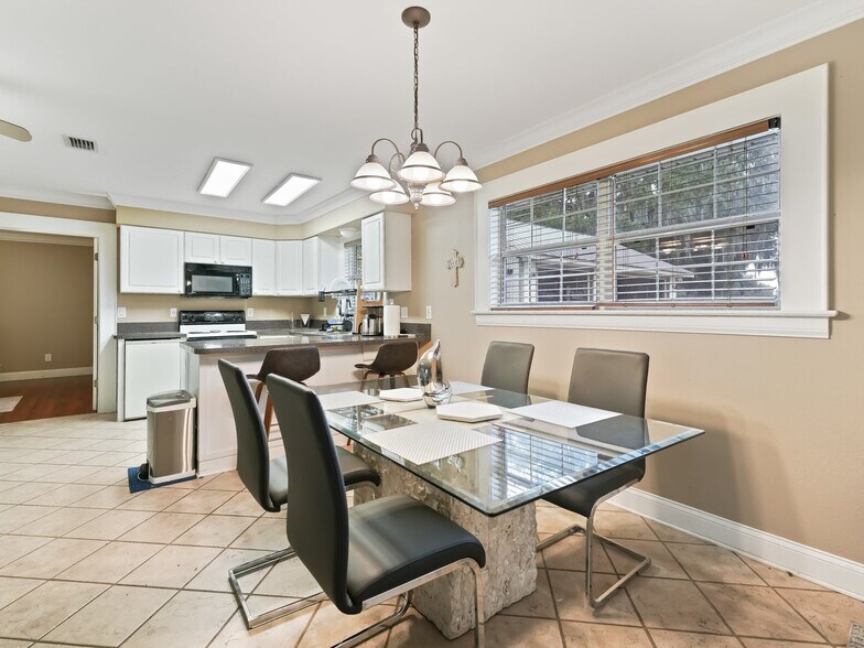 More Photos Of 12730 E Highway 25, Ocklawaha Specialty For Sale