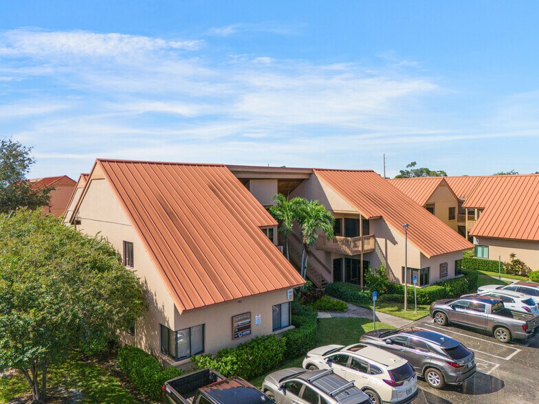 More Photos Of 2831 Ringling Blvd, Sarasota Unknown For Lease