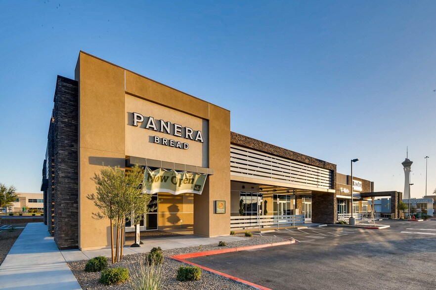 More Photos Of 2400 S Rancho Dr, Las Vegas Freestanding For Lease