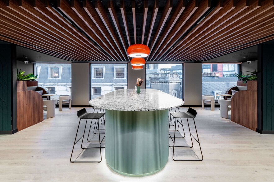 More Photos Of 18 King William St, London Office For Lease