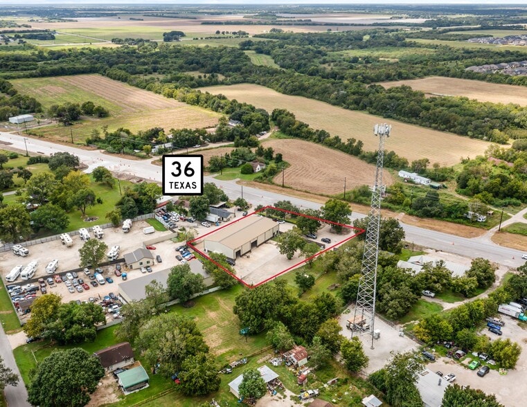 More Photos Of 6927 Highway 36 S, Rosenberg Office For Lease