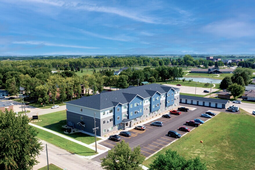 More Photos Of 904 E Milbank Ave, Milbank Apartments For Sale