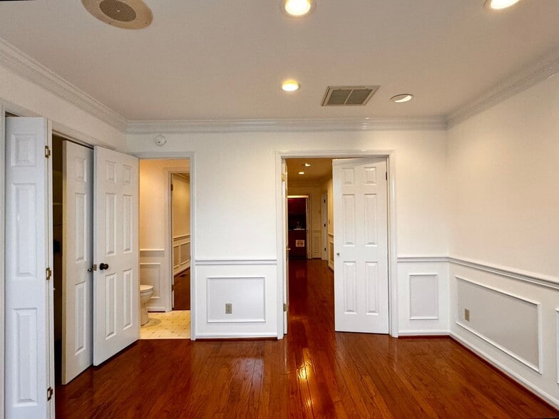 More Photos Of 2820 Hydraulic Rd, Charlottesville Apartments For Lease