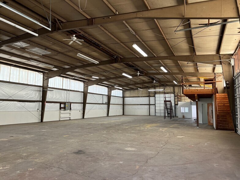 More Photos Of 1270 Interior St, Eugene Service For Lease