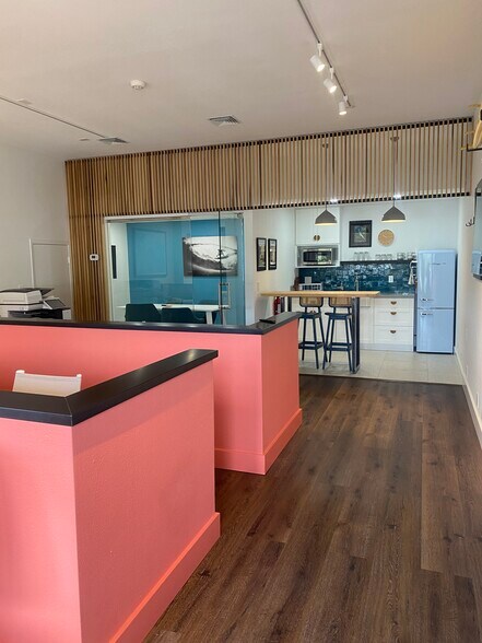 More Photos Of 66-590 Kamehameha Hwy, Haleiwa Storefront Retail Office For Lease