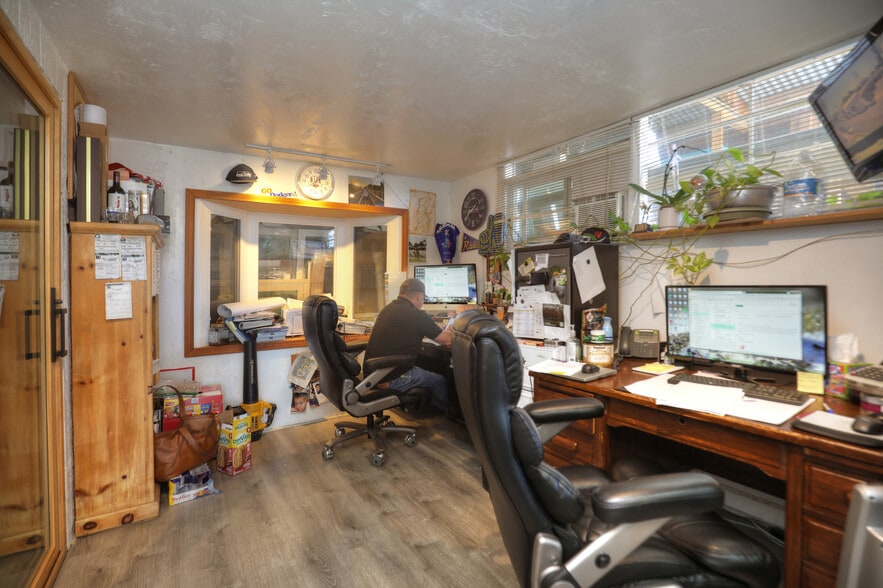 More Photos Of 310 Pine Ave, Goleta Warehouse For Sale