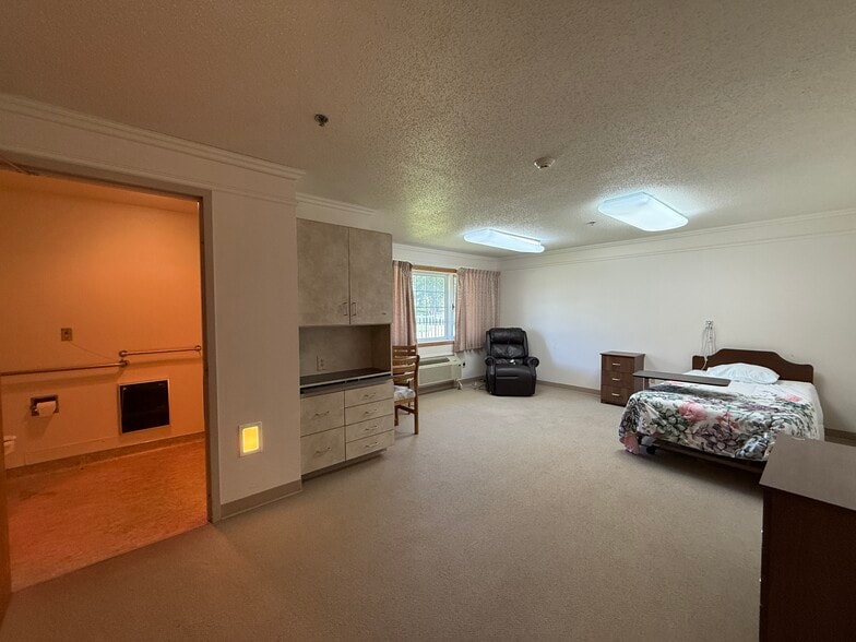 More Photos Of 702 Cedar Ave, Laurel Multifamily For Sale