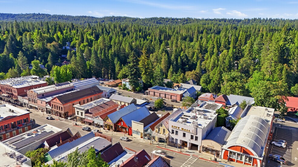More Photos Of 311 Broad St, Nevada City Restaurant For Lease