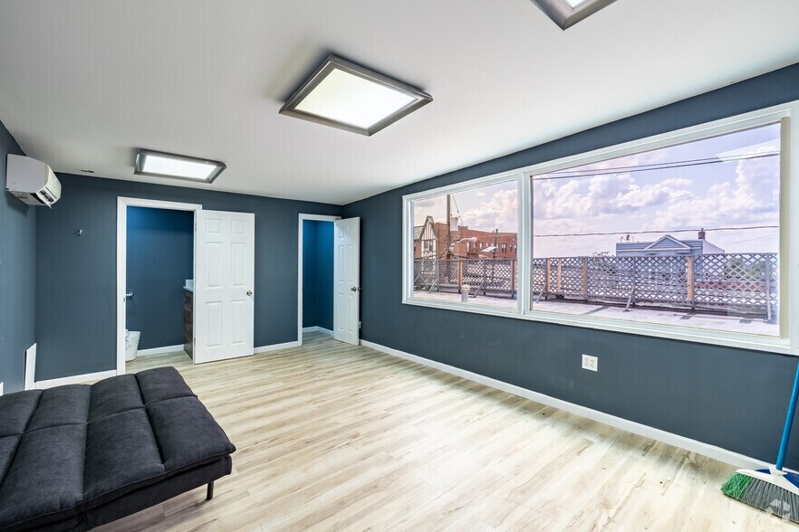 More Photos Of 910 Grand Ave, North Bergen Warehouse For Sale