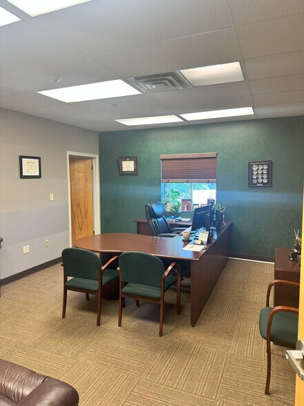 More Photos Of 451 S Main St, North Syracuse Medical For Lease