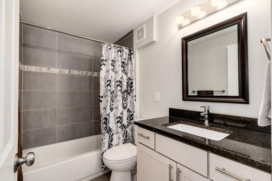 More Photos Of 3530 W Lehigh Ave, Denver Apartments For Sale