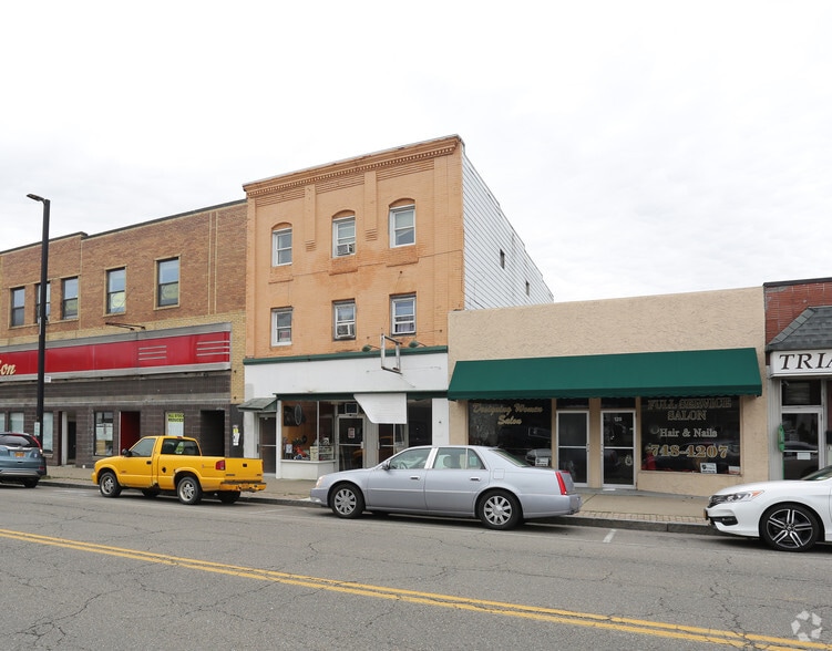 Primary Photo Of 122 Washington Ave, Endicott Storefront Retail Residential For Sale
