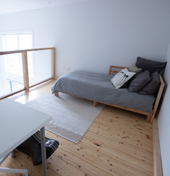 More Photos Of 36 Wentworth St, Dartmouth Apartments For Sale