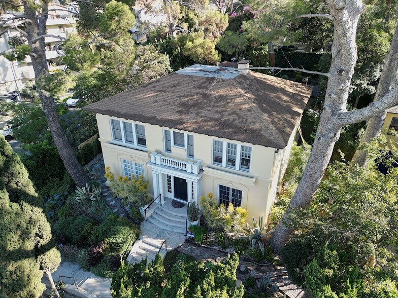 More Photos Of 200-208 S Westmoreland Ave, Los Angeles Multifamily For Sale