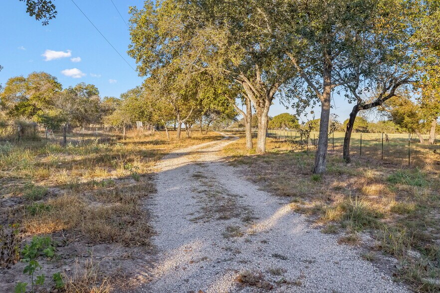 More Photos Of 25743 Campbellton rd, San Antonio Land For Sale