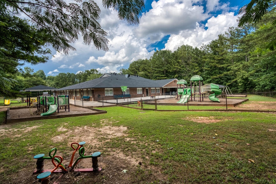 More Photos Of 2081 Mesa Valley Way, Austell Specialty For Sale