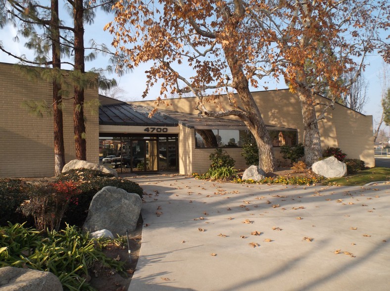 Primary Photo Of 4700 Stockdale Hwy, Bakersfield Office For Lease