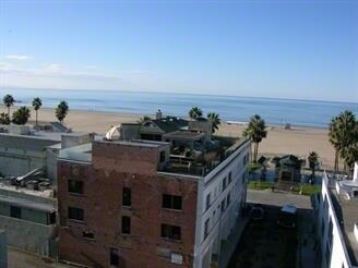 More Photos Of 8 Brooks Ave, Venice Apartments For Lease