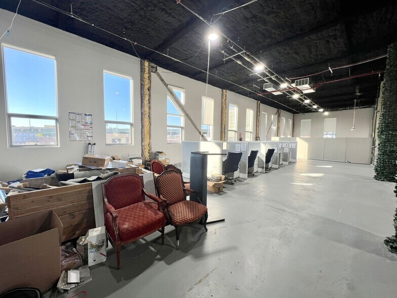 More Photos Of 84 14th St, Brooklyn Office For Lease