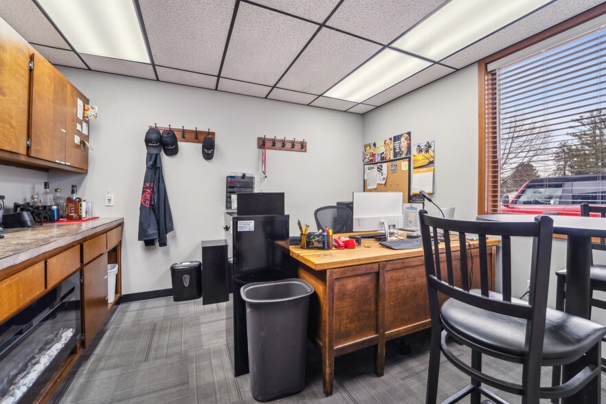 More Photos Of 707 W Park Ave, Kiel Restaurant For Sale