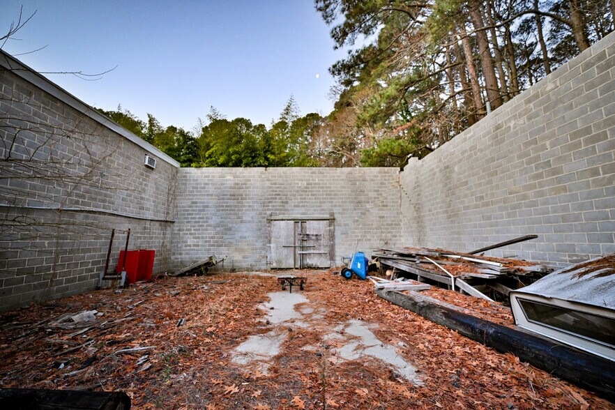 More Photos Of 49767 Freemans Rd, Dameron Specialty For Sale