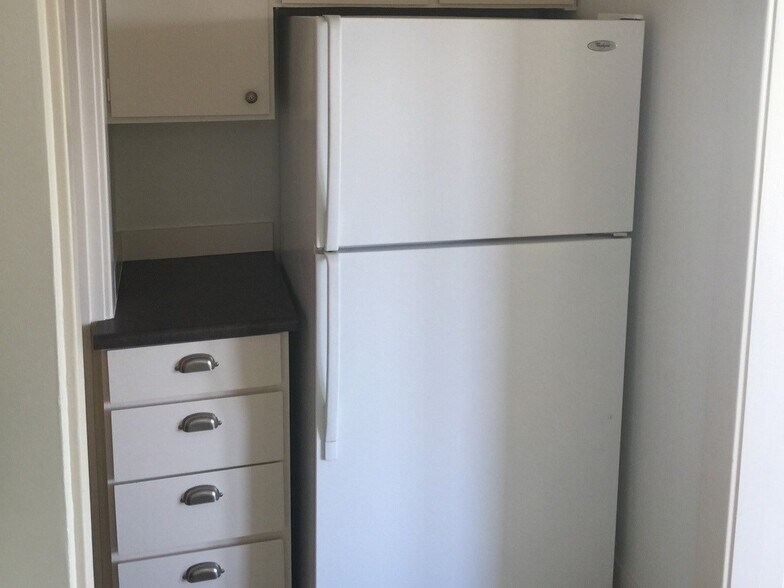 More Photos Of 814 E Howe St, Seattle Apartments For Sale