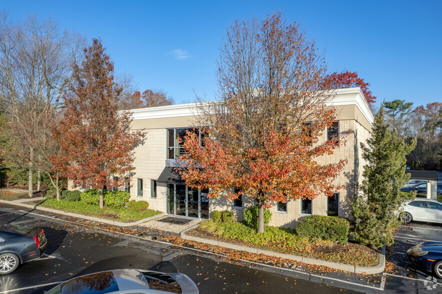 Primary Photo Of 614 George Washington Hwy, Lincoln Office For Lease