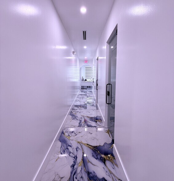 More Photos Of 1140 W 50th St, Hialeah Medical For Sale
