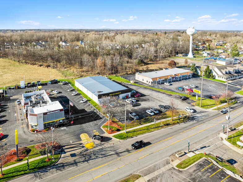 More Photos Of 300 S Main St, Brooklyn Freestanding For Sale