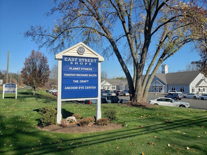 More Photos Of 10 East St, East Granby Storefront Retail Office For Lease