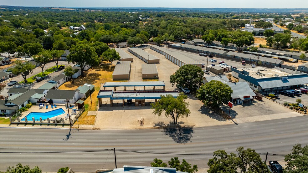 More Photos Of 405 S Washington St, Fredericksburg Carwash For Sale