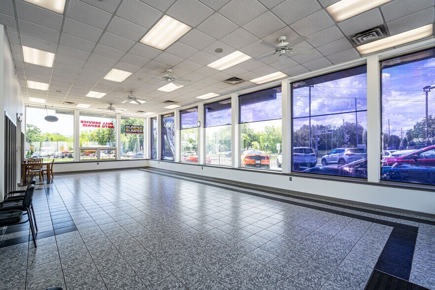 More Photos Of 5110 75th St, Kenosha Auto Dealership For Sale