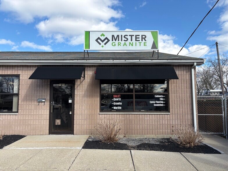 More Photos Of 191-203 North St St, Newton General Retail For Lease