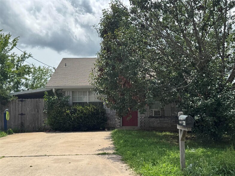 More Photos Of 4515 SE Loop 286, Paris Apartments For Sale