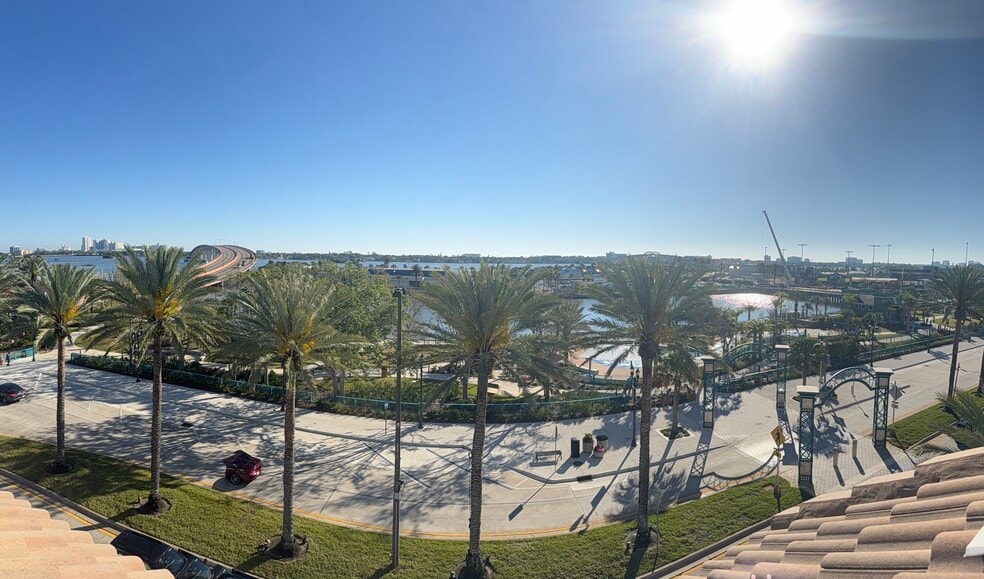 More Photos Of 128 S Beach St, Daytona Beach Apartments For Sale