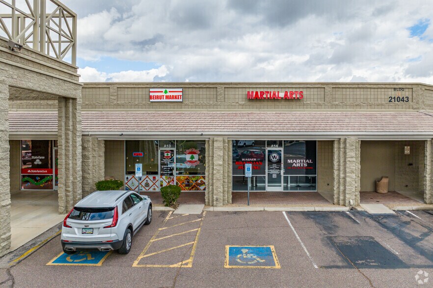 More Photos Of 21043 N Cave Creek Rd, Phoenix Storefront For Sale