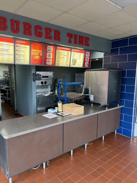More Photos Of 17650 Highway 65 NE, Andover Fast Food For Sale