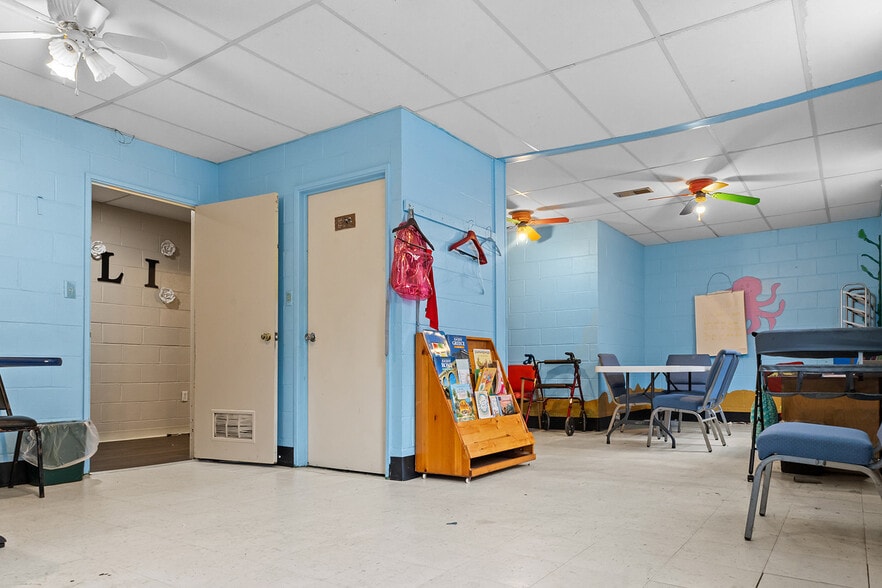 More Photos Of 6001 Buena Vista Rd, Columbus Religious Facility For Sale