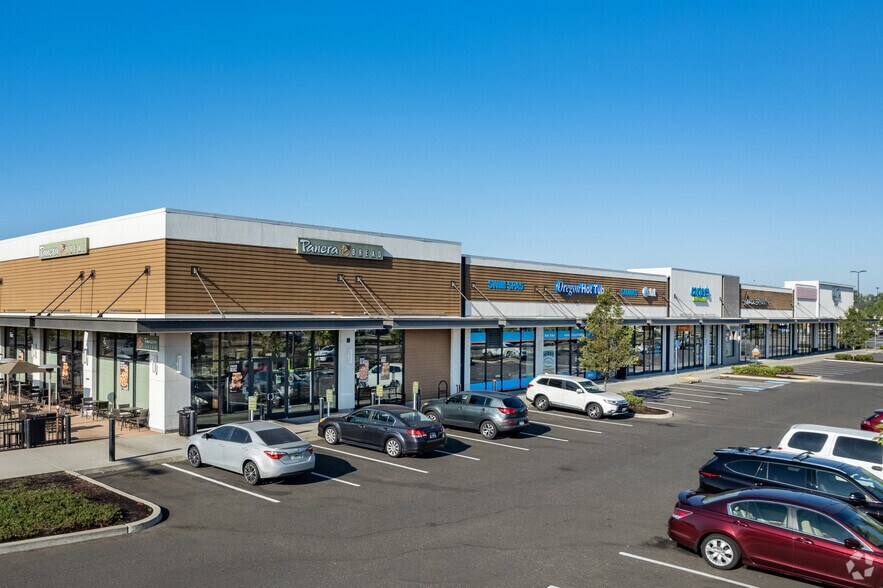 More Photos Of 1400-1772 N Jantzen Beach Dr, Portland Unknown For Lease