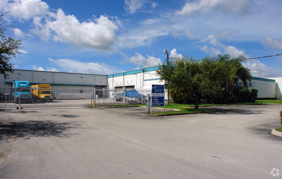 More Photos Of 50 NE 179th St, Miami Manufacturing For Lease