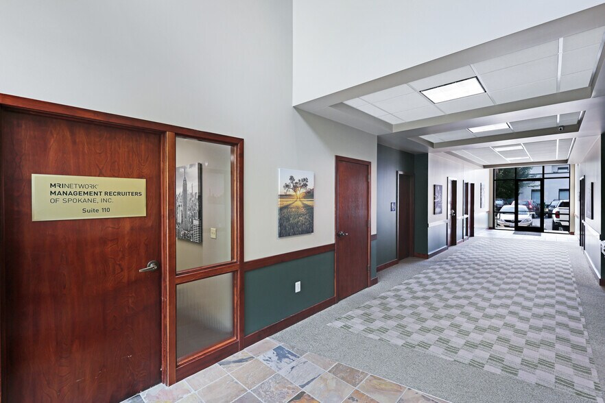 More Photos Of 1131 E Westview Ct, Spokane Medical For Lease