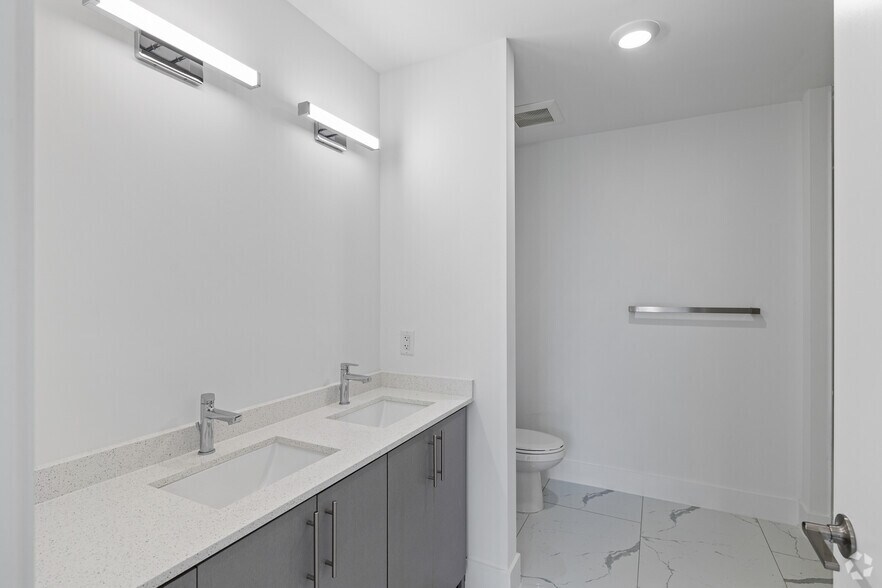 More Photos Of 1 Curtiss Pky, Miami Springs Apartments For Sale