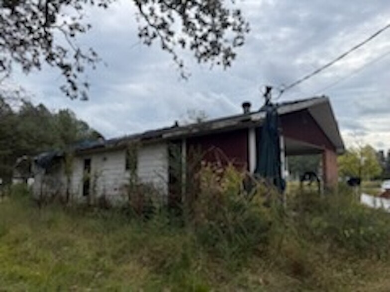 More Photos Of 2033 Winchester Rd, Anniston Flex For Sale