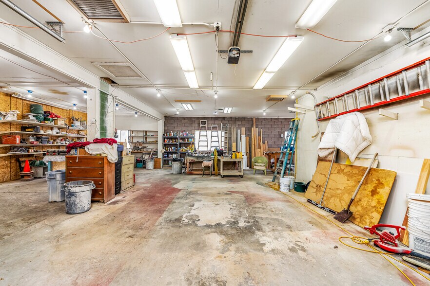 More Photos Of 875 W Main St, Cedaredge Flex For Sale