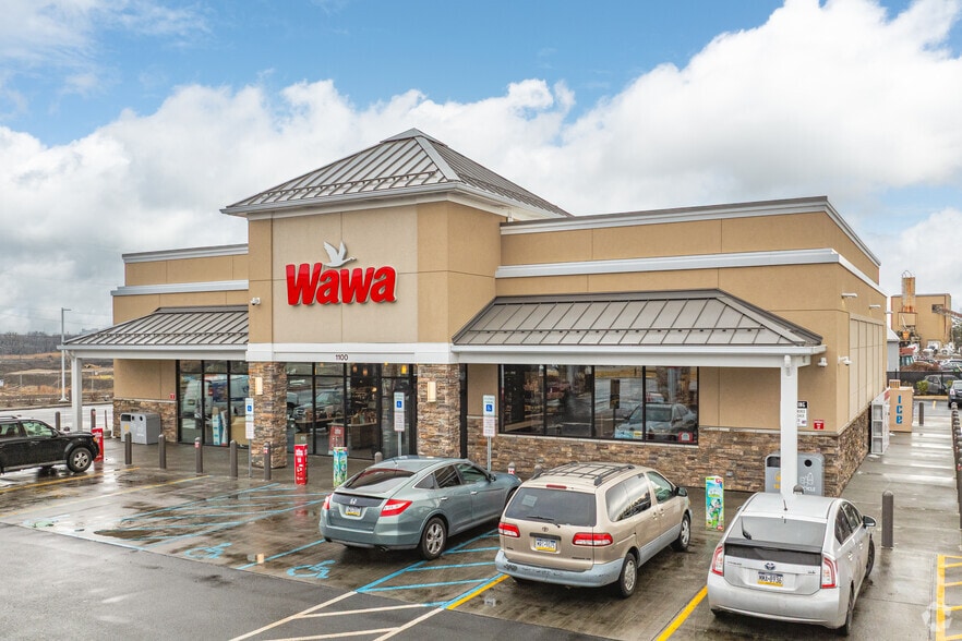 Primary Photo Of 1100 Calcon Hook Rd, Sharon Hill Service Station For Sale