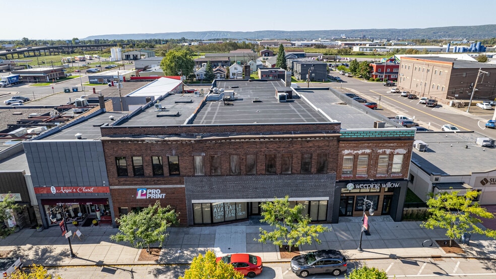 More Photos Of 1309 Tower Ave, Superior Restaurant For Sale