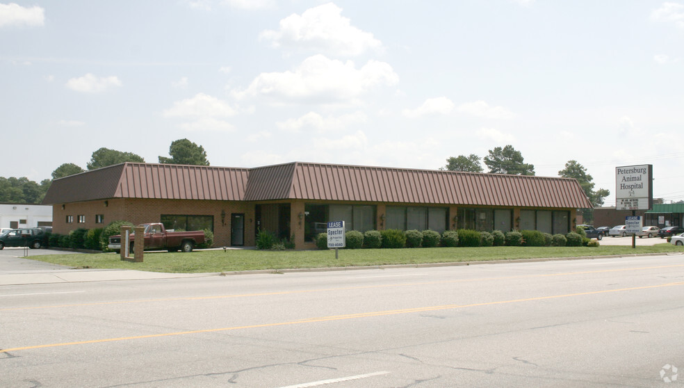 Primary Photo Of 3297 S Crater Rd, Petersburg Freestanding For Lease